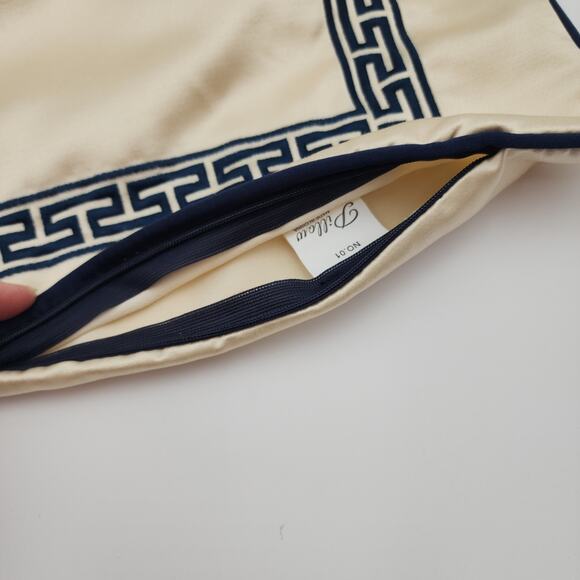 Embroidered Satin Pillow Cover Blue and Beige Chain Link Embroidery 18 x 18 in - Picture 4 of 9